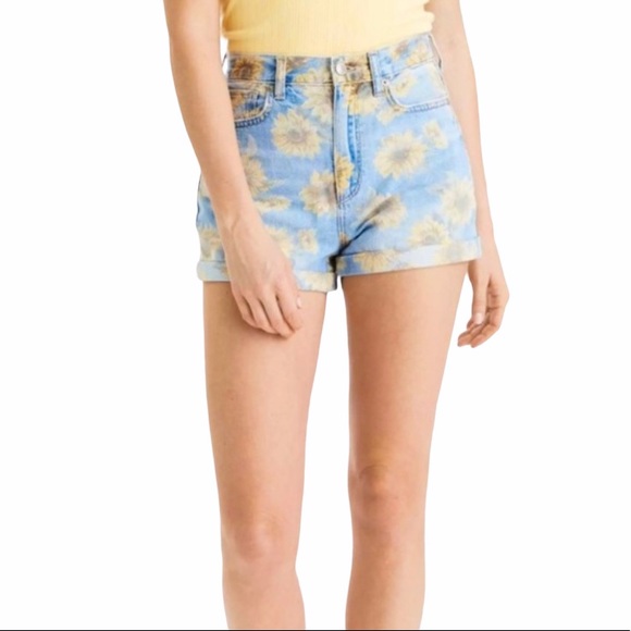 American Eagle Sunflower Denim Mom 